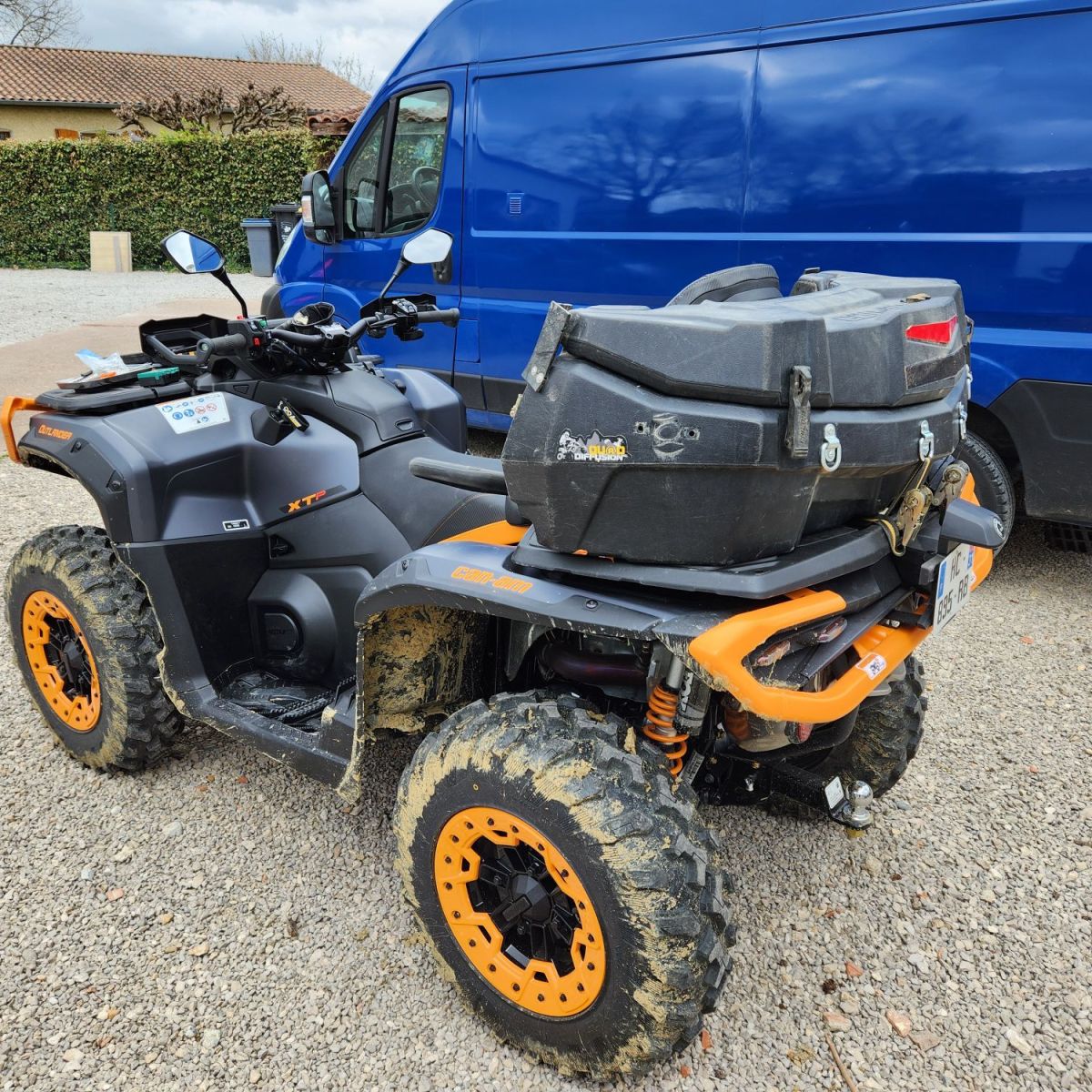 Adaptation du coffre arrière LinQ 86L&nbsp;Can-am